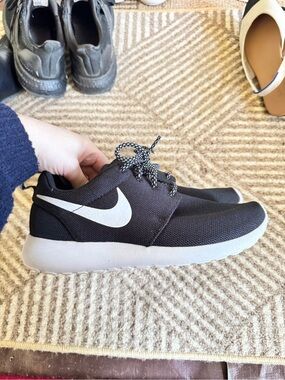 Nike Black and White Mesh Athletic Sneakers
